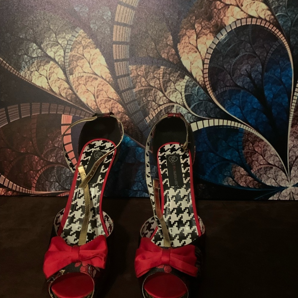Dance of Death, Multi-Colored, Size 11